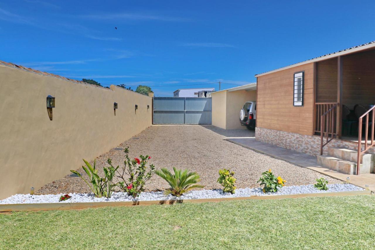 Bungalow con piscina privada Conil De La Frontera Exterior foto